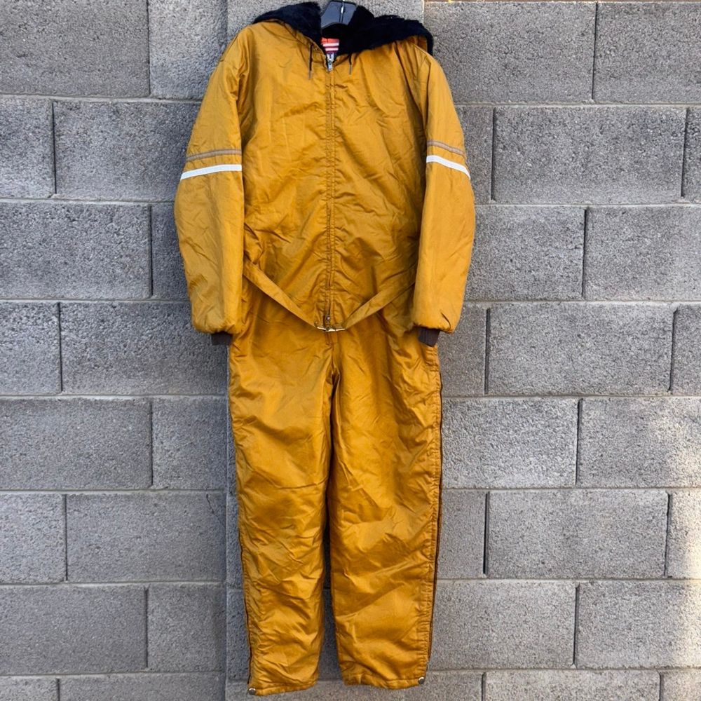 Vintage UNITED PIONEER Ski & Snowboard Snowsuit XL Black Gold